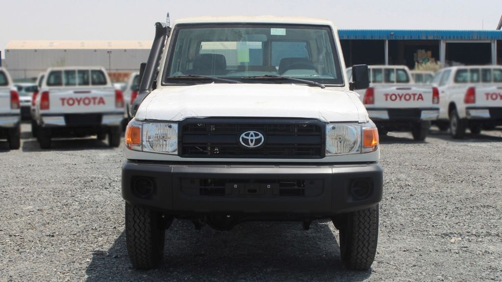 Toyota 76 LX 10 PL DIESEL 4.2 STD  *EXPORT OUT OF EU*