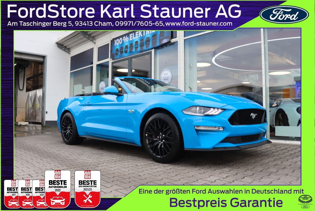 Ford Mustang 5.0 GT V8 Convertible blaue Ziernähte