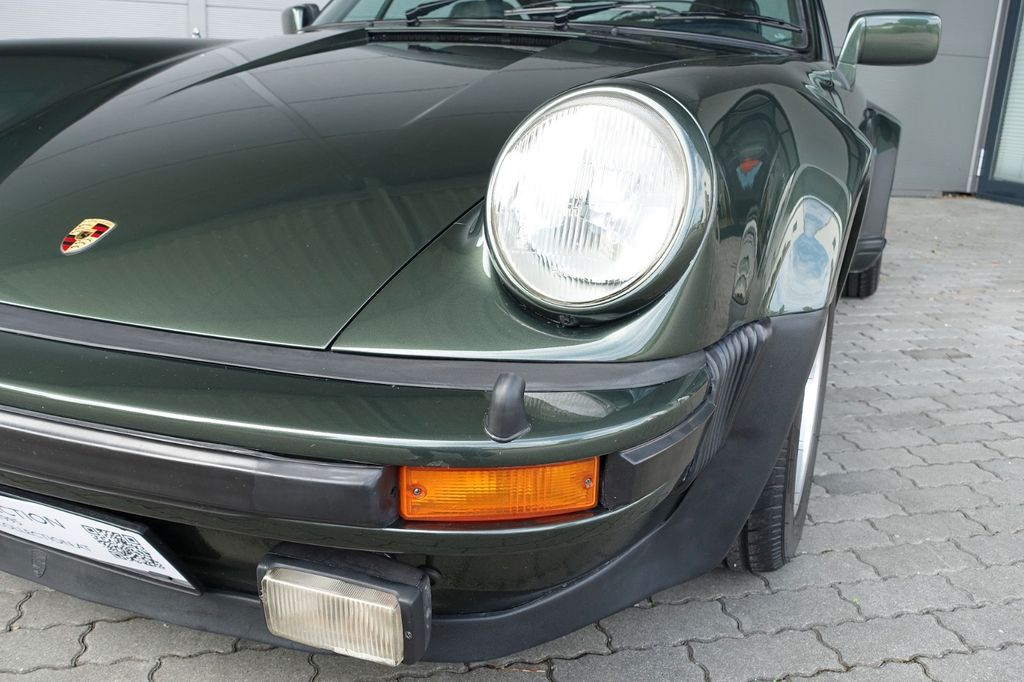 Porsche 930 Turbo OAKGRÜN