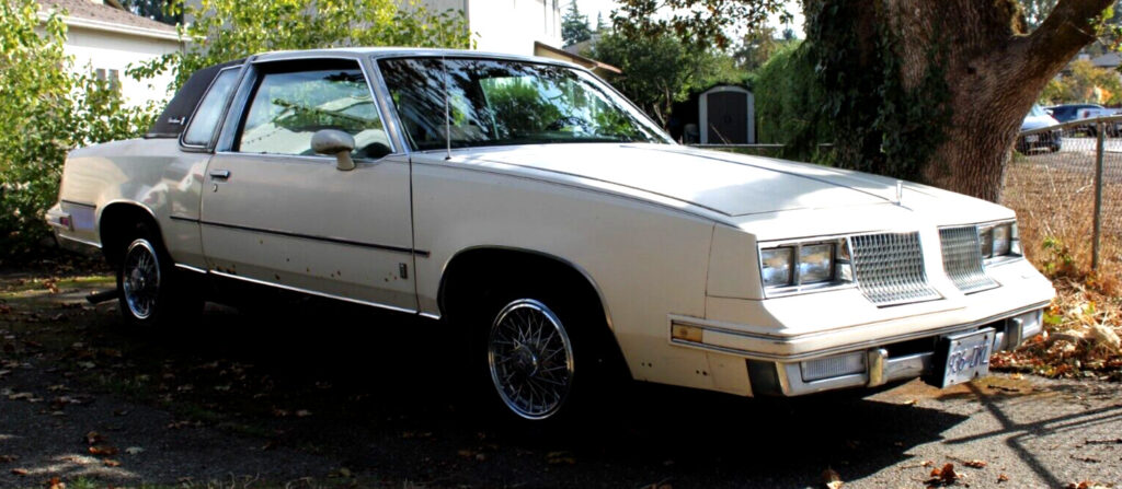 Oldsmobile: Cutlass
