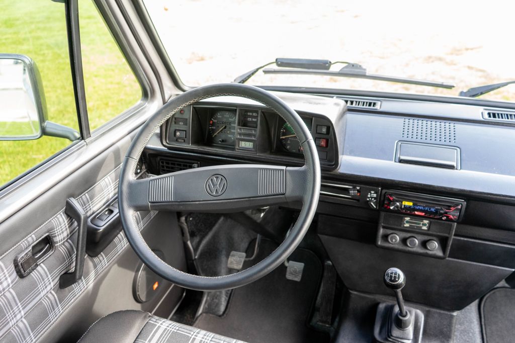 Volkswagen Transporter Syncro 251 067