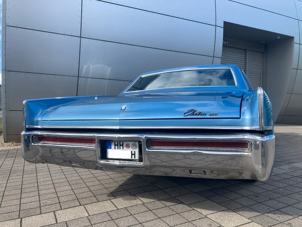 Buick Electra 1968, V8