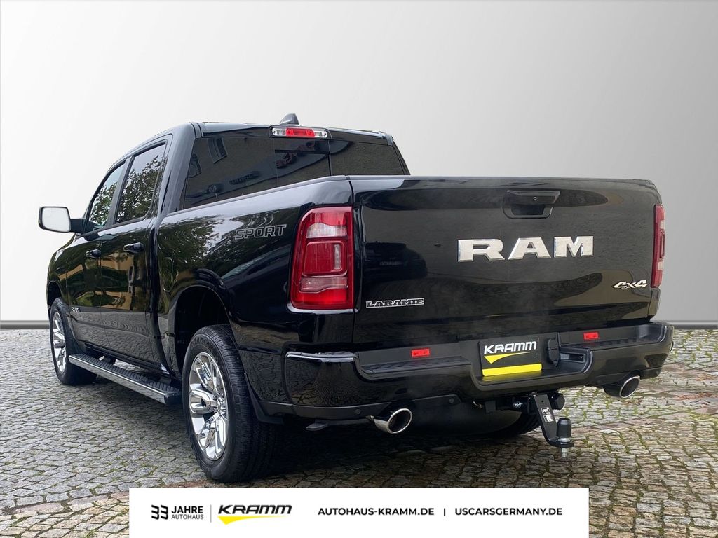 Dodge RAM 1500 Laramie Sport Crew Cab AHK RFK LED BT