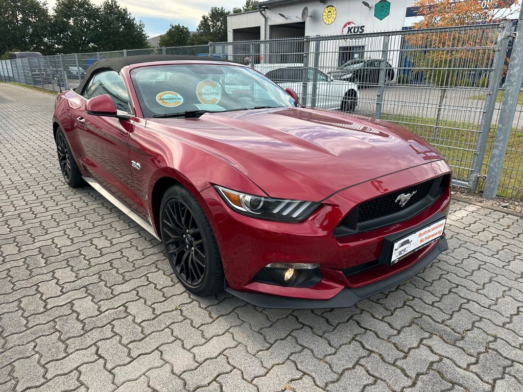 Ford Mustang GT Convertible Cabrio/15 TKM/1.Hand/Aut.