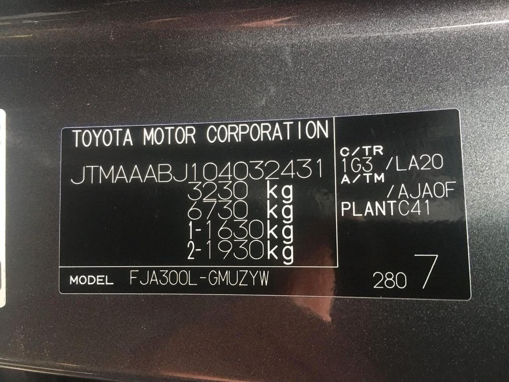Toyota LC300 70thANV+MJ2023+NEU=BERLIN+100 Stk/stock