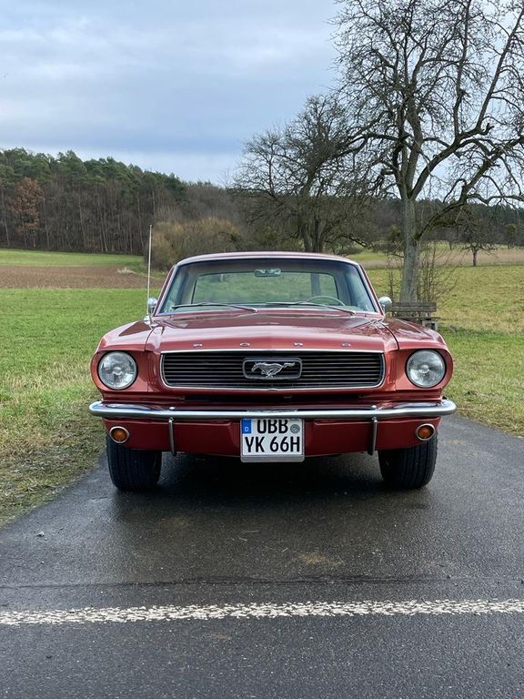 Ford Top Mustang V8 in Emberglow 1966