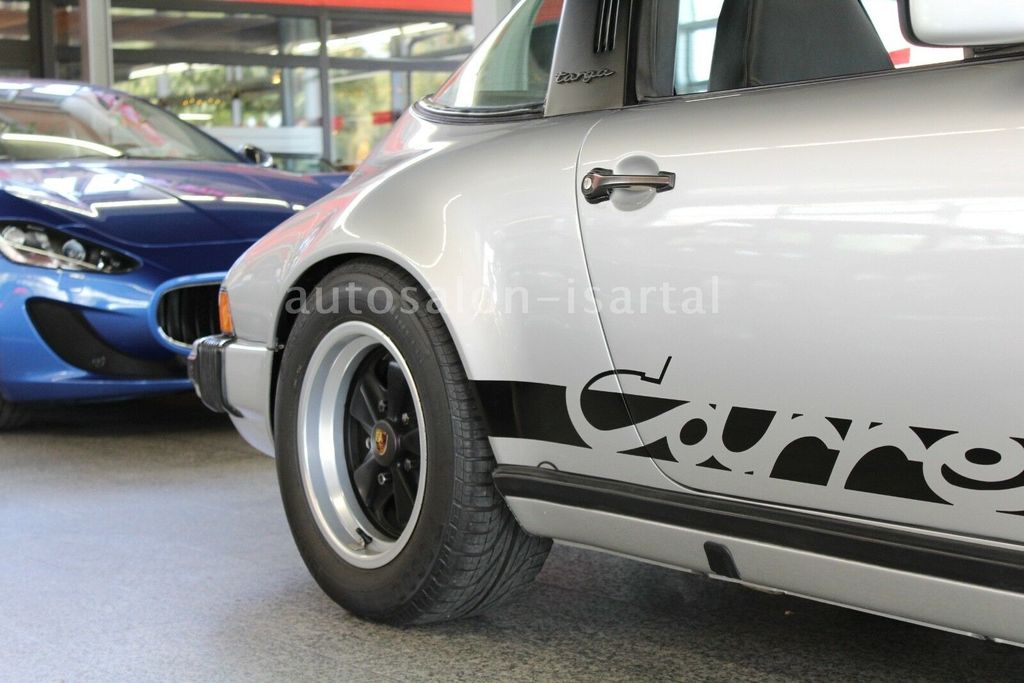 Porsche 911 3.0 Carrera Targa - matching # -restauriert