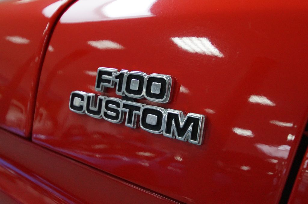 Ford F 100 Custom 5.0 V8 Restauriert H-Zulassung