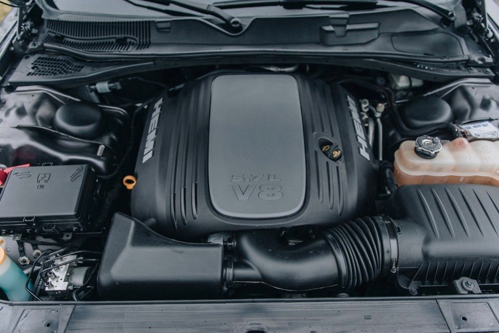 Dodge Dodge Challenger R/T HEMI 5.7 V8 2016