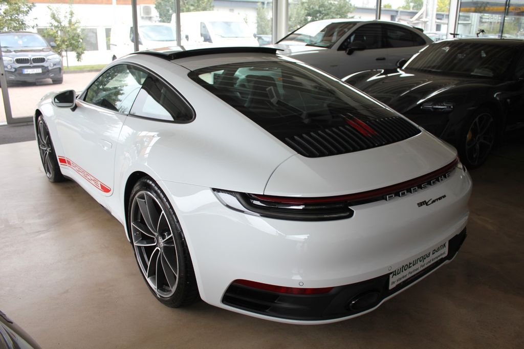 Porsche 911 Carrera Sportabgasanlage/S-Dach/RCam