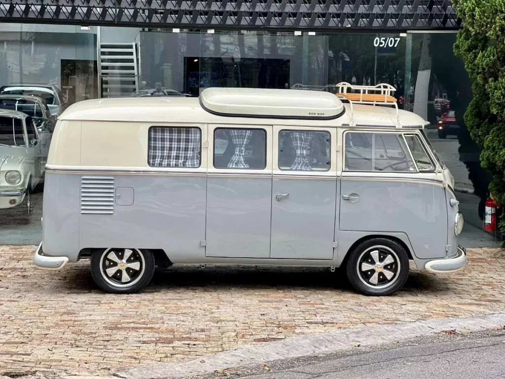 Volkswagen Kombi Camper - 1961