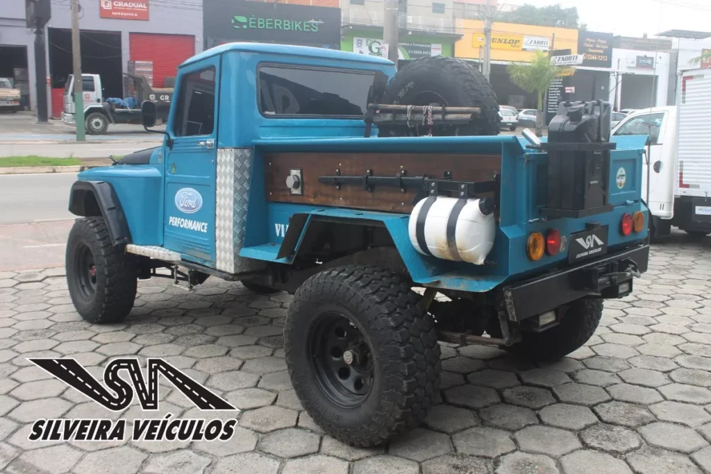 Ford F-75 - Ano: 1974 - 4 X 4