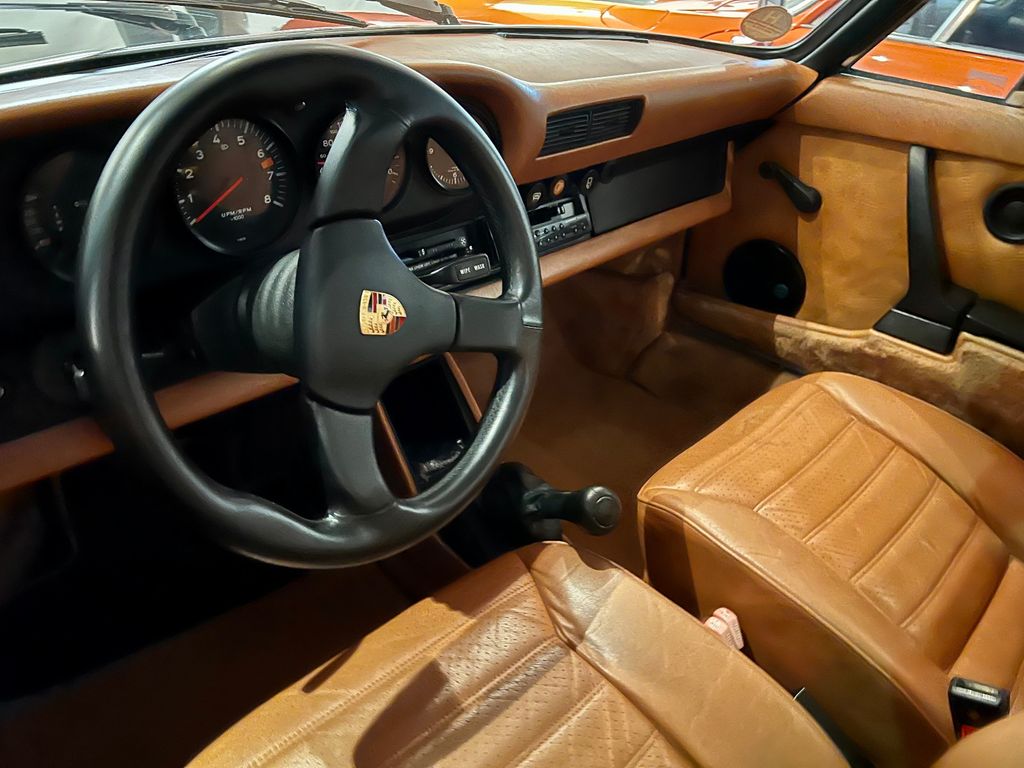 Porsche 911  * 1977 * Schiebedach * Leder * Top gepflegt
