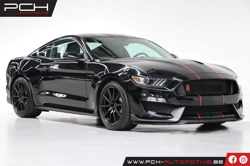 Ford Mustang Shelby GT 350 V8 5.2 533hp