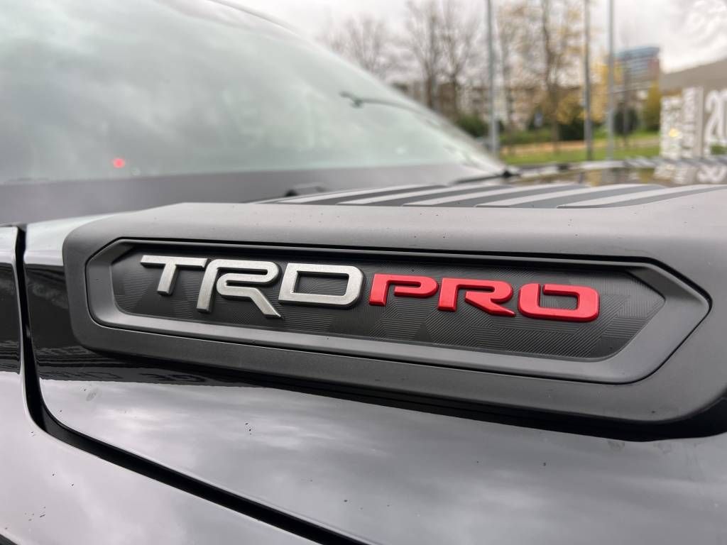Toyota TUNDRA TRD PRO HYBRID 99950 netto