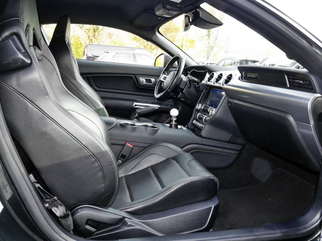 Ford Mustang Bullitt V8 Recaro-Sitze+Magne-Ride