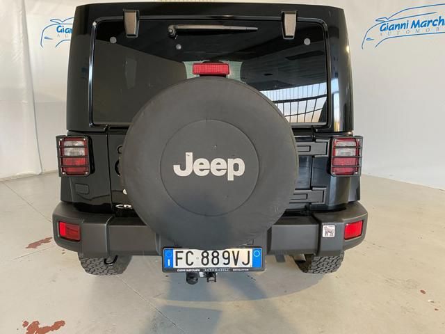 Jeep JEEP Wrangler Unlimited 2.8 CRD DPF Sahara Auto