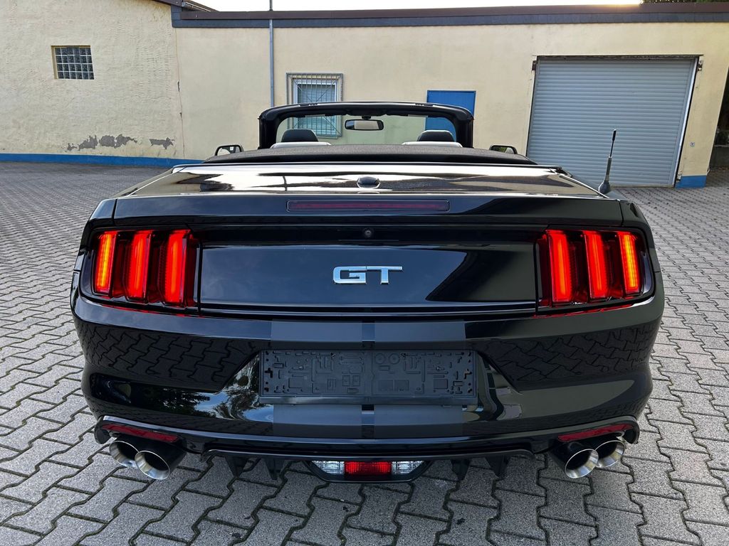 Ford Mustang 5.0 Ti-VCT V8 Black Shadow Edition