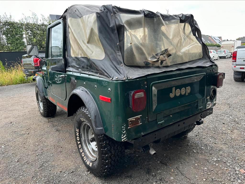 Jeep CJ7 - 4.2 essence - fixateur  - démarre et roule
