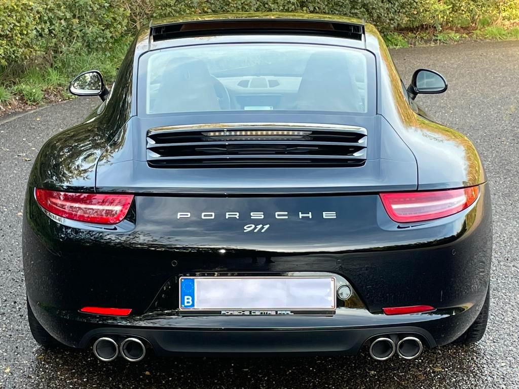 Porsche 911 PDK in splinternieuwe staat. Slechts 24.500 km!