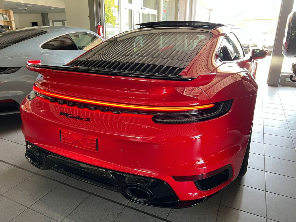 Porsche 911/992 Turbo S Coupe/VOLL/UPE:290k/sofort