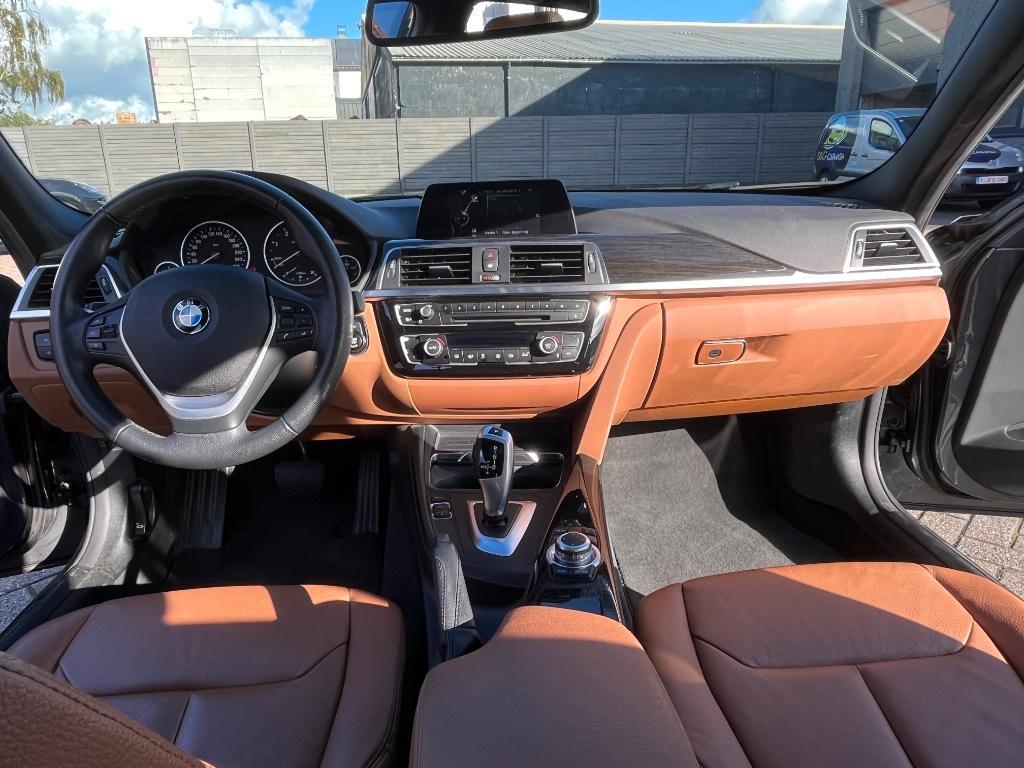 BMW 320d Touring Luxury