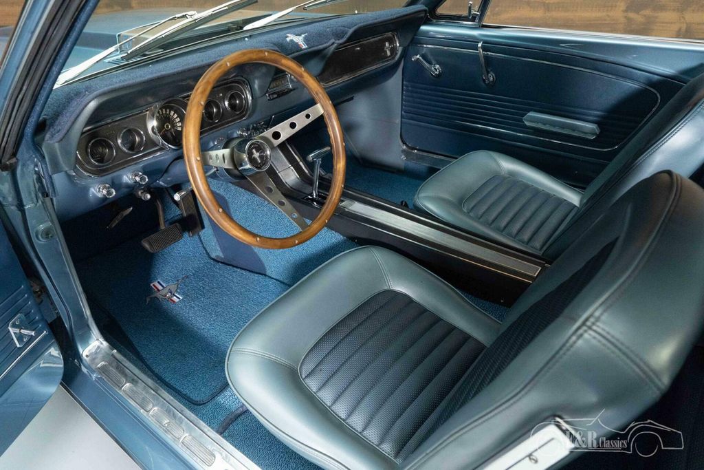 Ford Mustang Coupe | restauriert | bekannte Geschicht