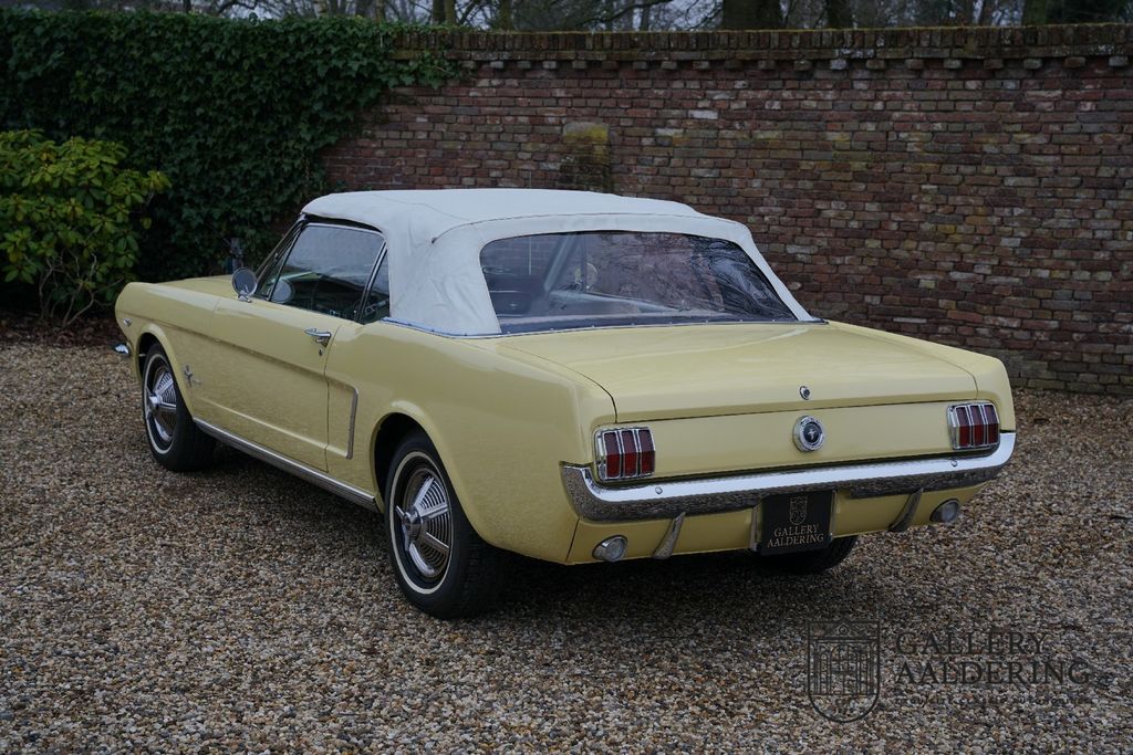 Ford Mustang Convertible Rare 1964.5 car, Fully resto