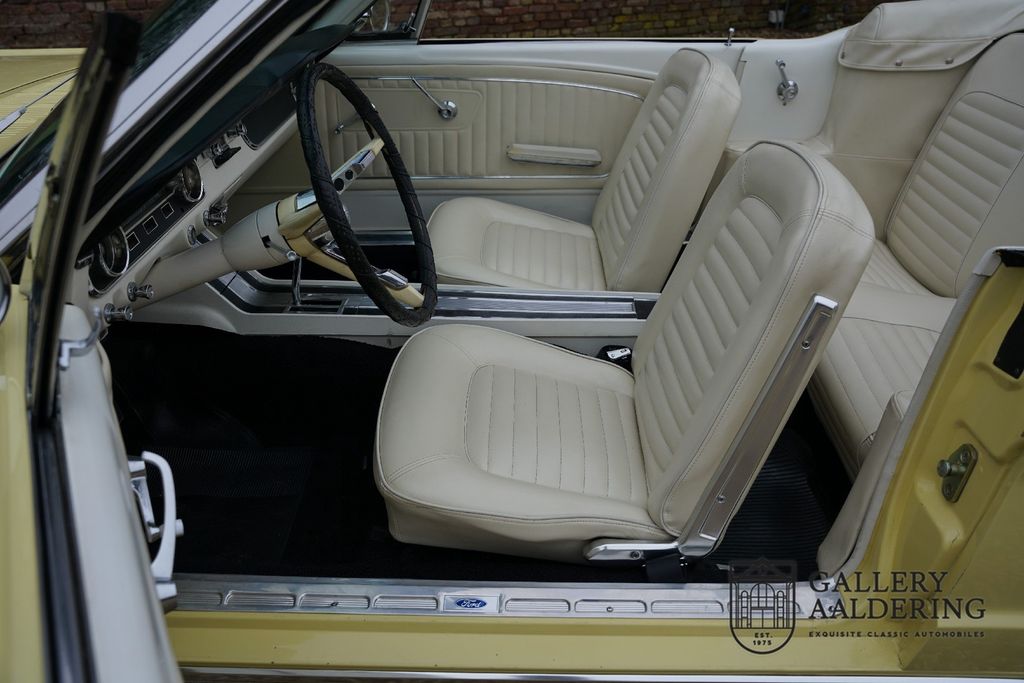 Ford Mustang Convertible Rare 1964.5 car, Fully resto