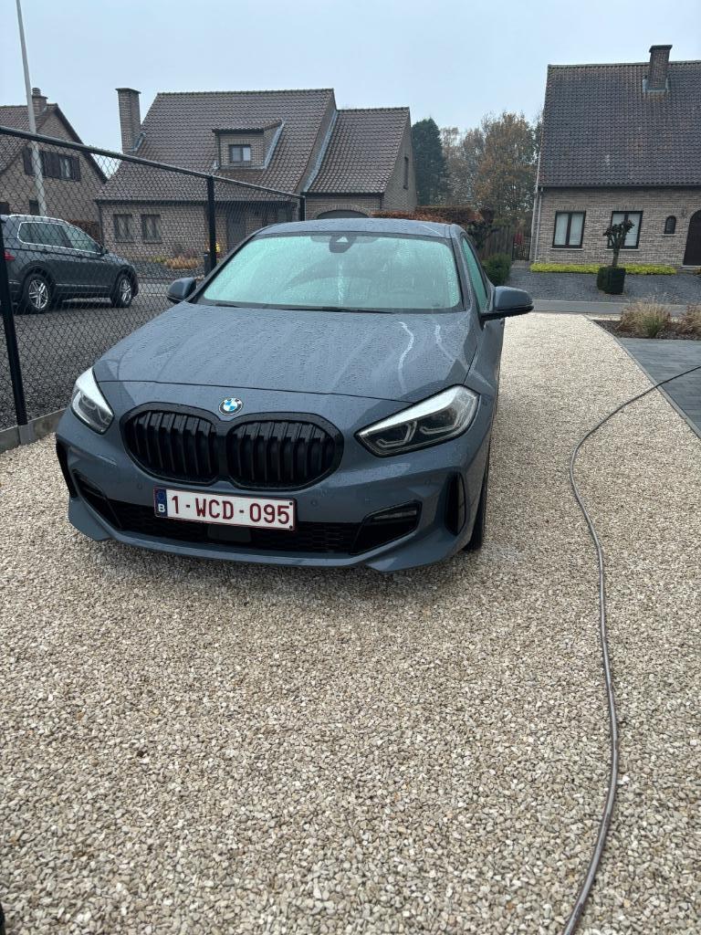 BMW 118i modèle M sport