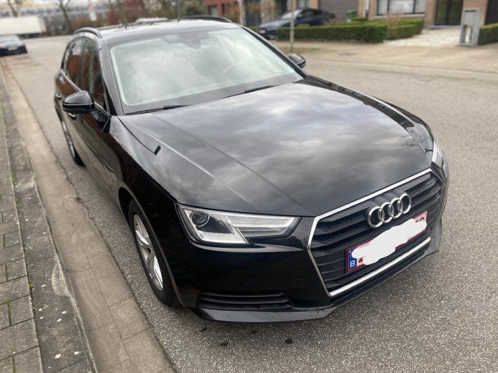 Audi A4 Avant 30TDI 2019 automatique inspecté à vendre