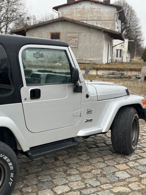 Jeep Wrangler Sahara 4.0 Sahara