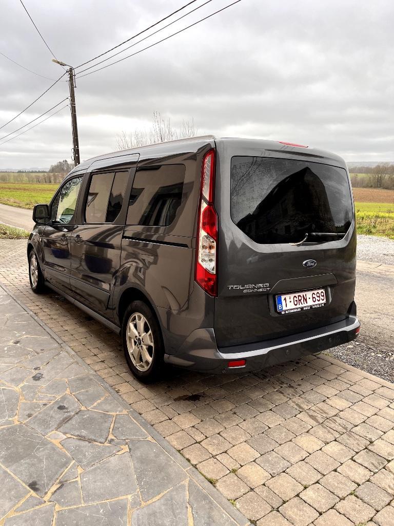 FORD TOURNEO CONNECT 7 PLACES
