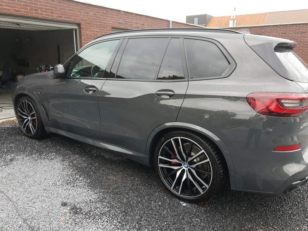 BMW x5 hybride 2022 (TVA déductible)