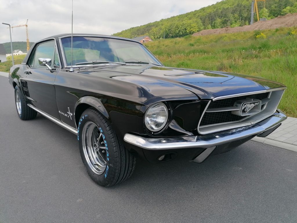 Ford Mustang Coupe 289 4,7 V8 Deluxe Traumwagen