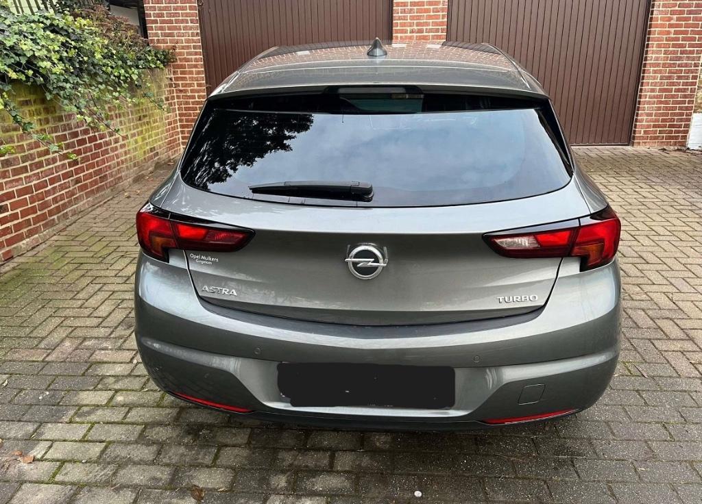 Opel Astra 1.4 full option