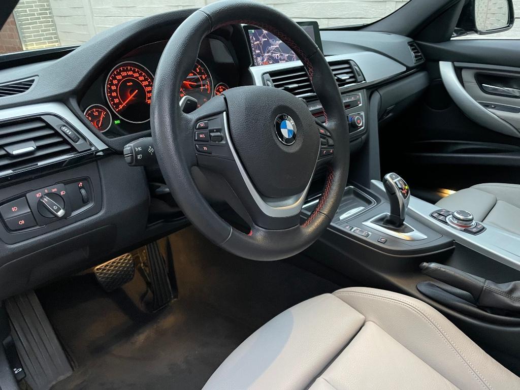 BMW 320i sportline
