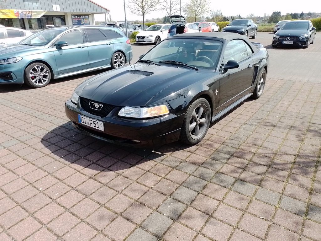 Ford Ford Mustang SN95, V6, Cabrio, Bj. 2000, c...