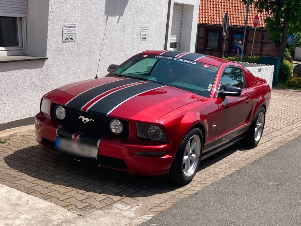 Ford Ford mustang V