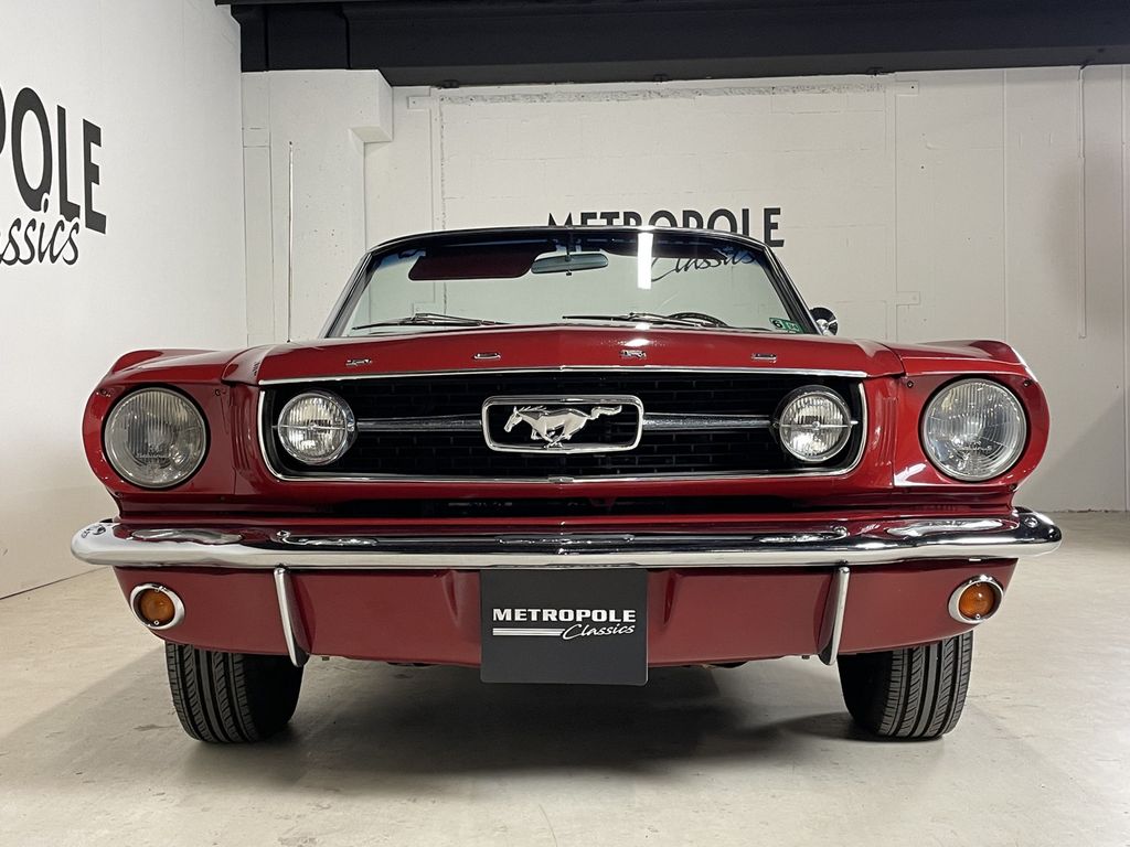 Ford Mustang Convertible M0800