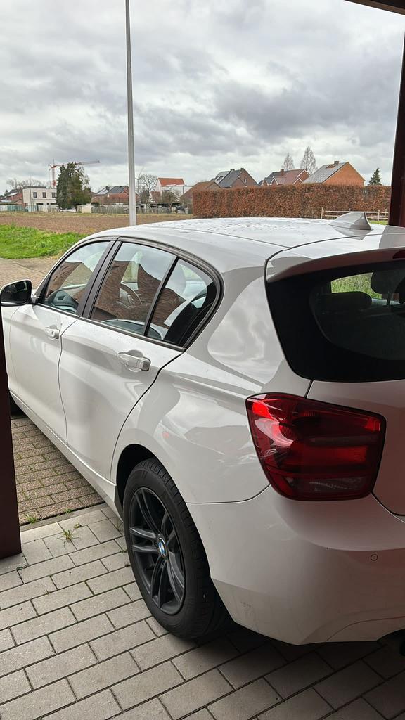 Siège chauffant essence BMW série 1 en bon état !