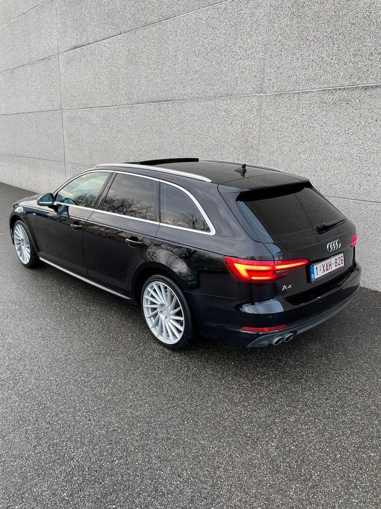Audi A4 S-line / Matrix LED / Pano / 3.0 V6