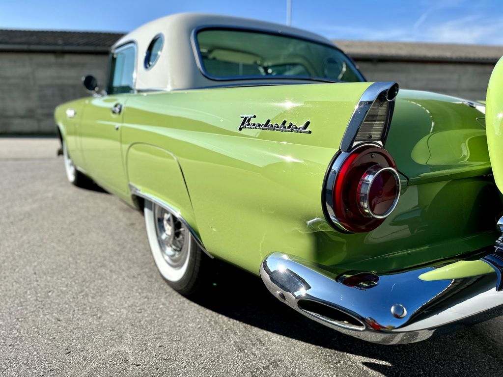 Ford Thunderbird RARE sage Green Continental kit