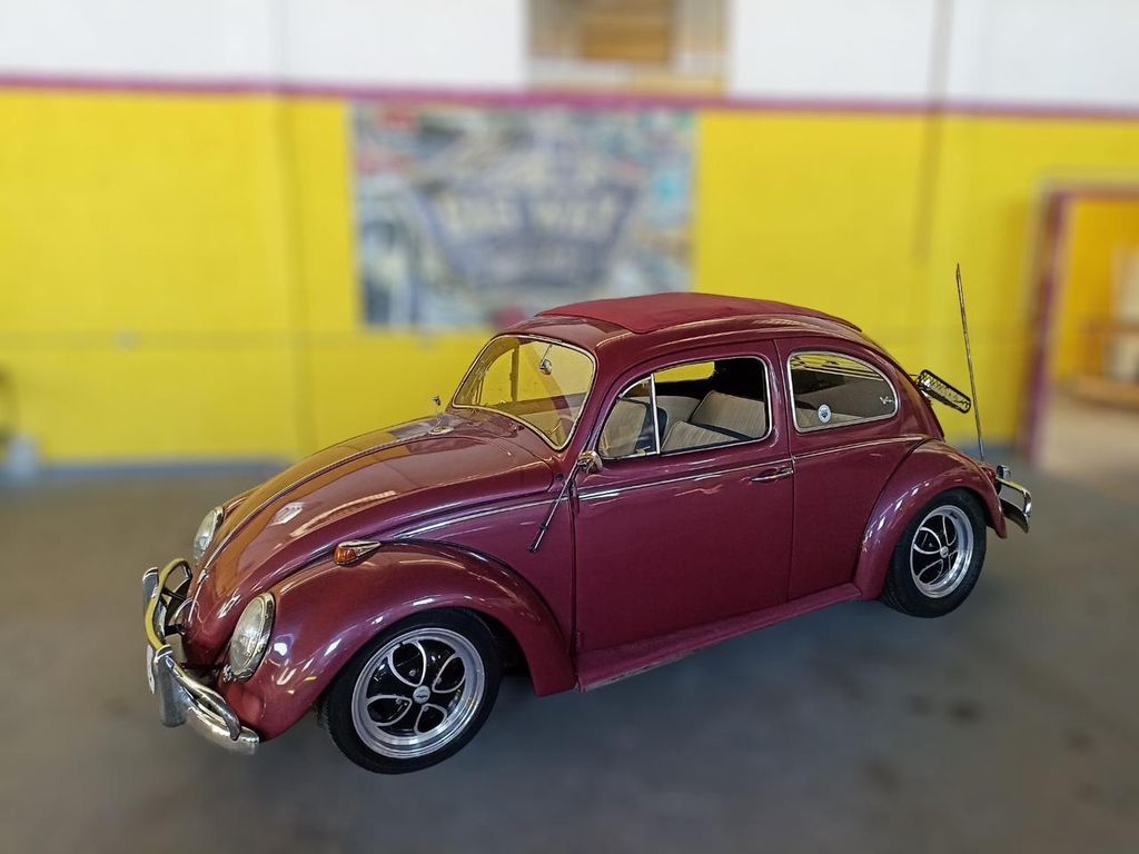 Volkswagen Käfer mit Sonnendach