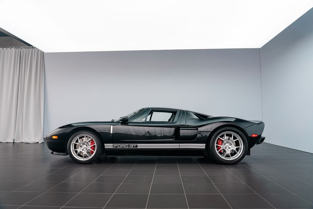 Ford GT  PAINTED STRIPES/TOP CONDITION/2.HD