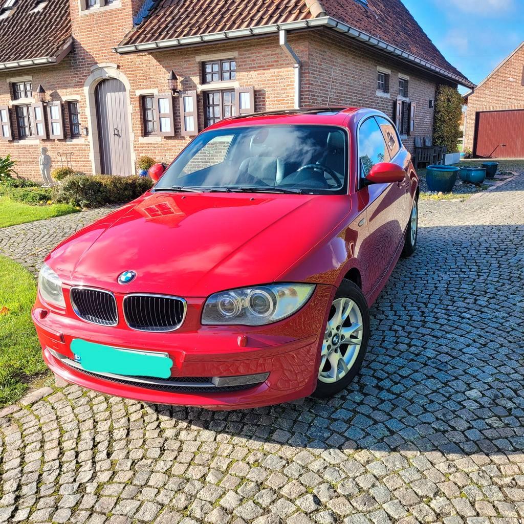 BMW 118D N47 E81,**  Automatique ** , Gekeurd voor verkoop