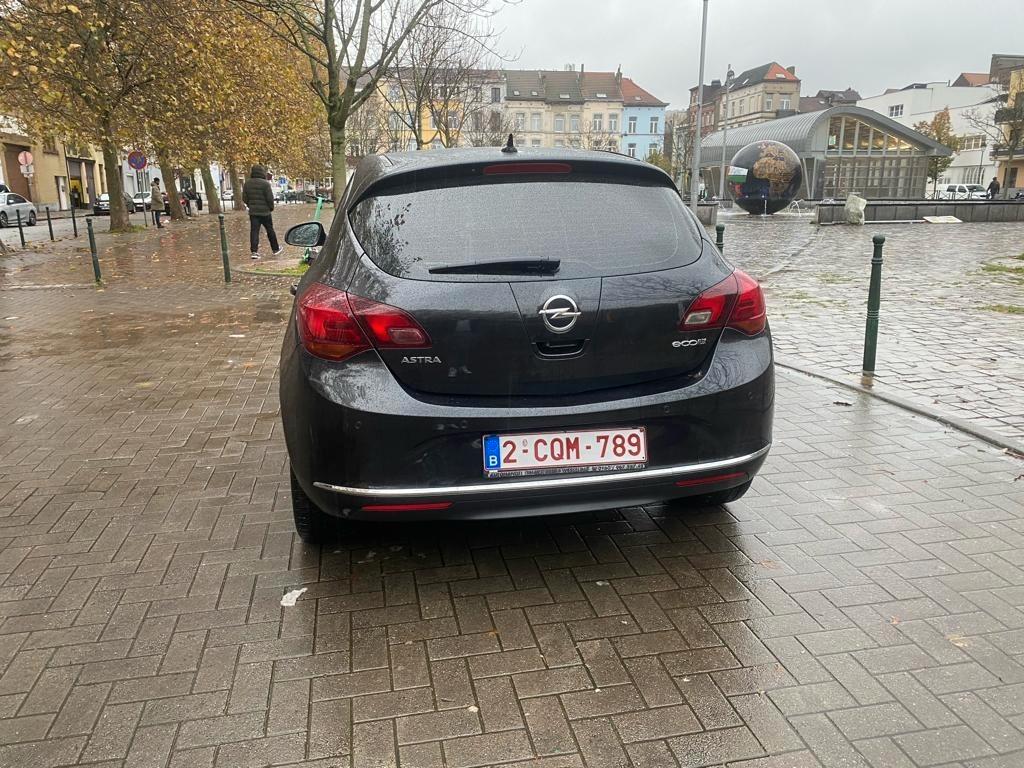 Opel Astra  1.6CDTI 81Kw Euro 6 Bouwjaar 2014 137km