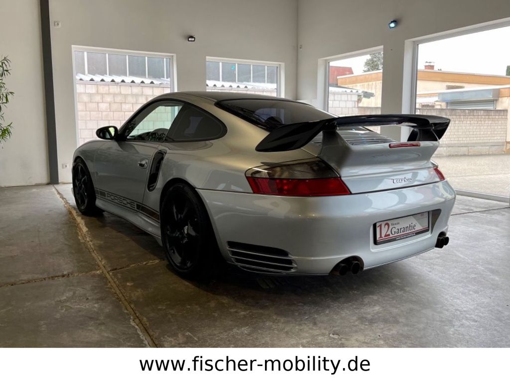 Porsche 911 Turbo / Schalter / BOSE / GT-2 Optik / BRD