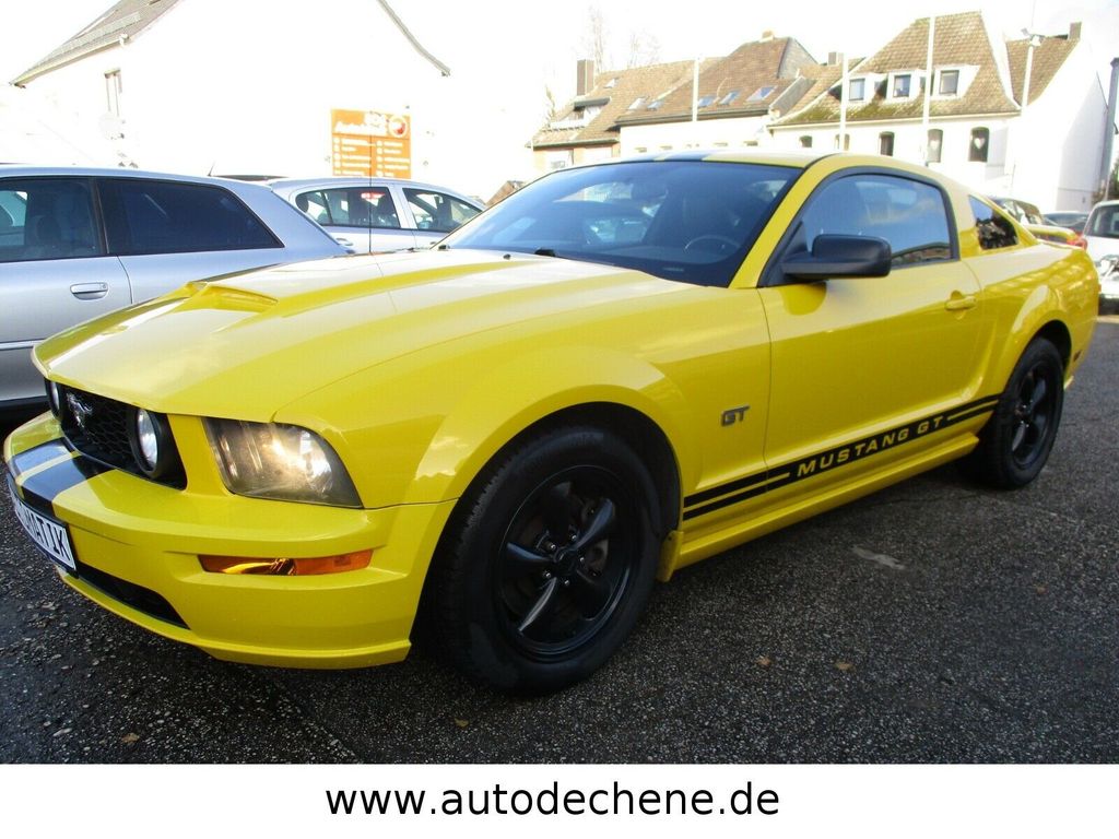 Ford Mustang GT 4,6 (V8) Coupe mit Klima, Automatik