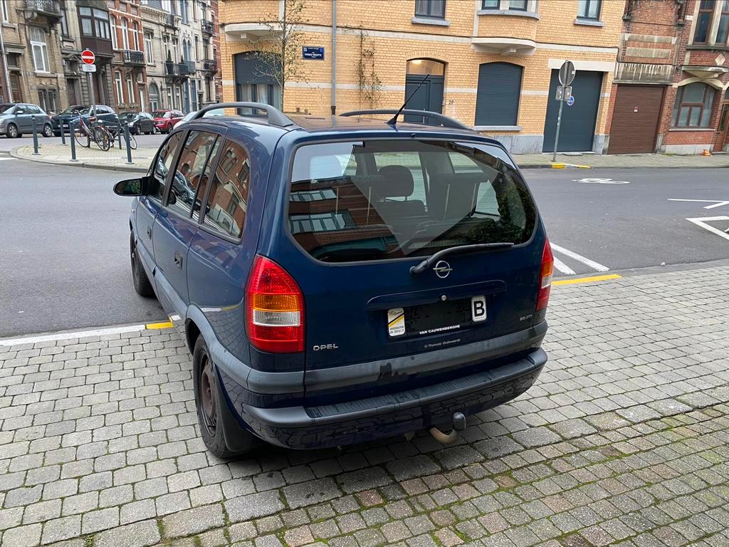Opel zafira 2.0dti 7places 306.000km / 2002